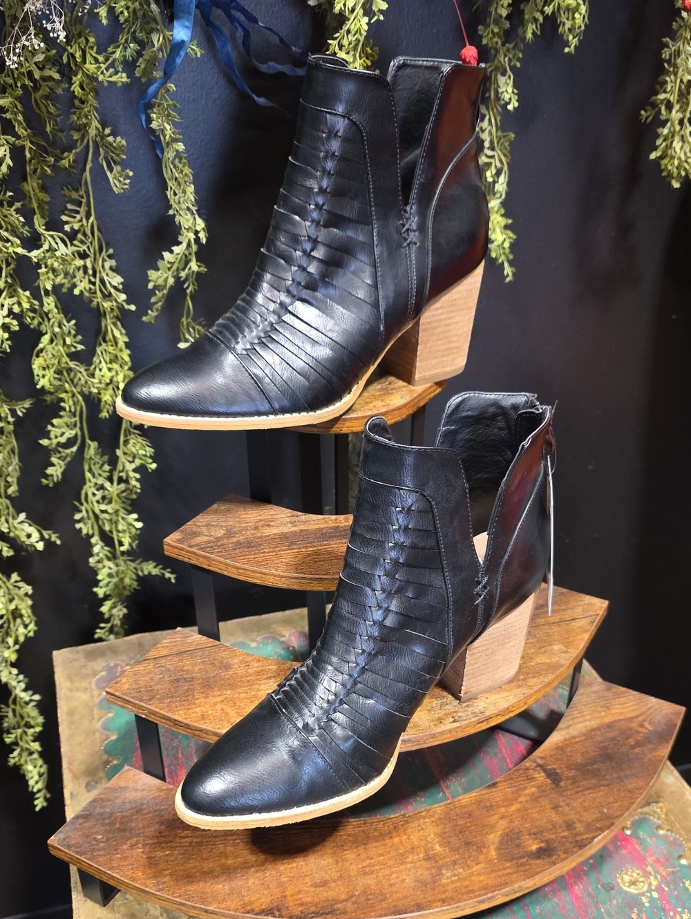 BEAST FASHION Black Leather Ankle Booties with Stacked Heel